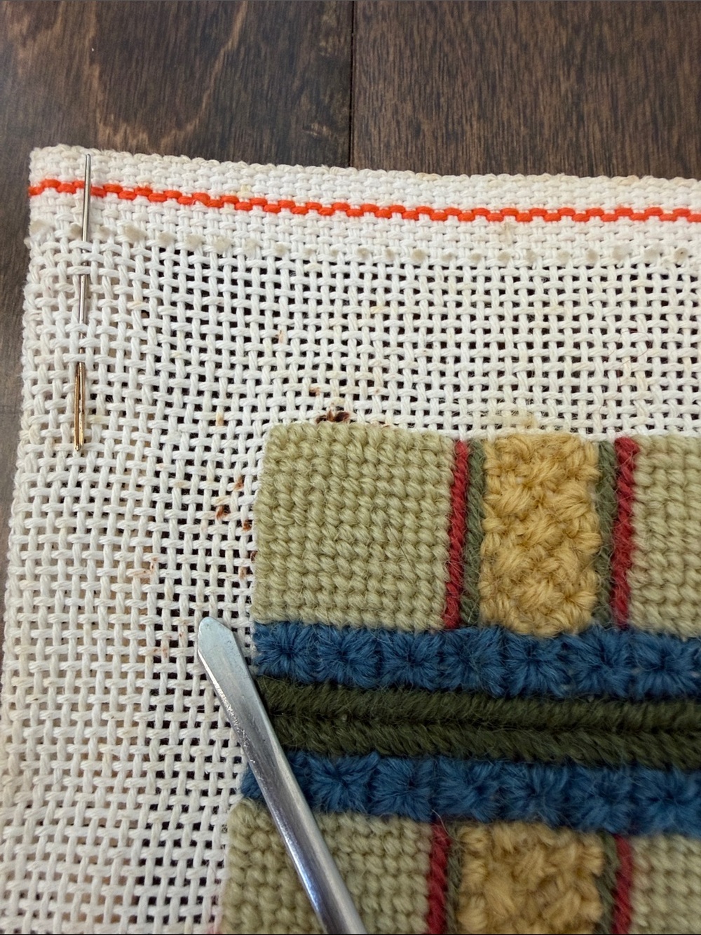 Incomplete Vintage plaid/patchwork Needlepoint - Picture 13 of 14